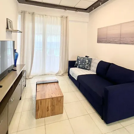 Ostraco Apartment *